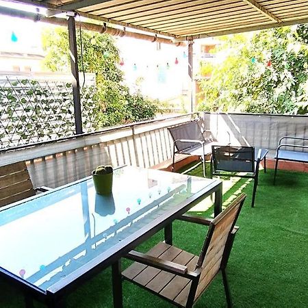 Apartamento Entero Con Terraza En El Centro De Rubí Kültér fotó